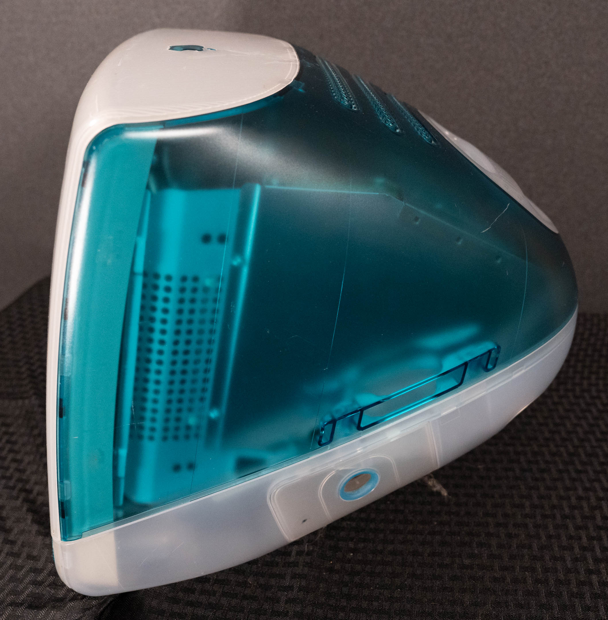 Bondi-iMac_1919.jpg